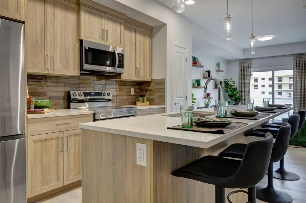 245 Edith Place NW, #409
