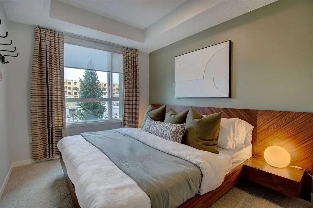 245 Edith Place NW, #409