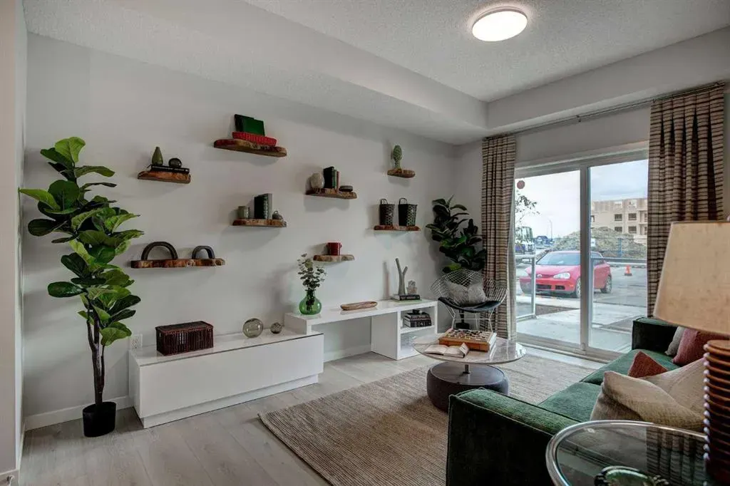 245 Edith Place NW, #409