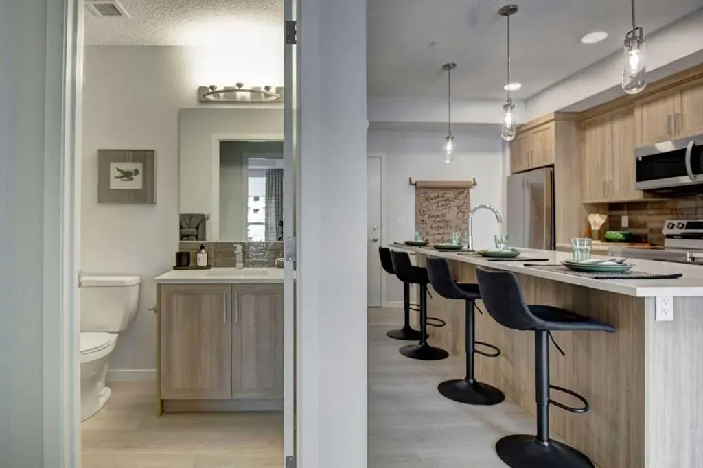 245 Edith Place NW, #409
