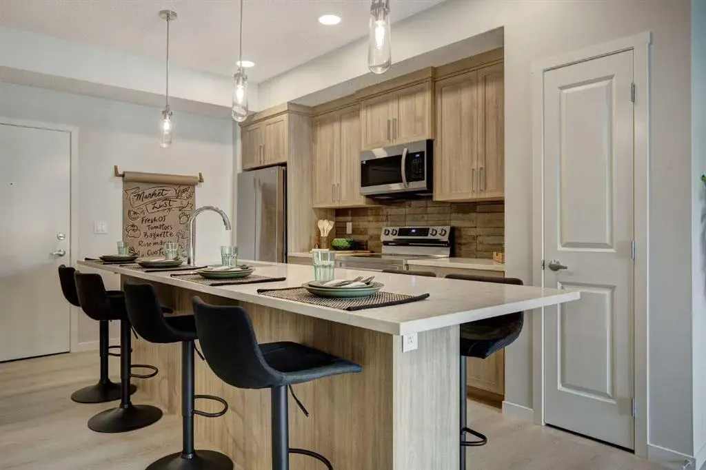 245 Edith Place NW, #409