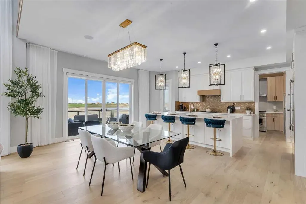 218 Waterstone Bay