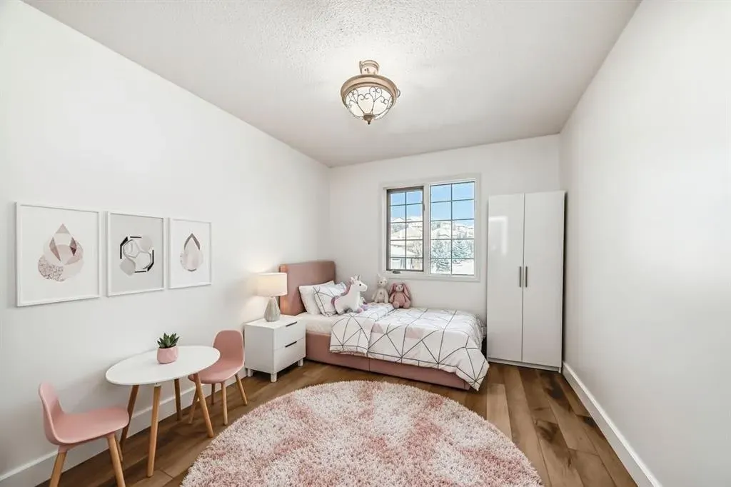 118 Signature Close SW