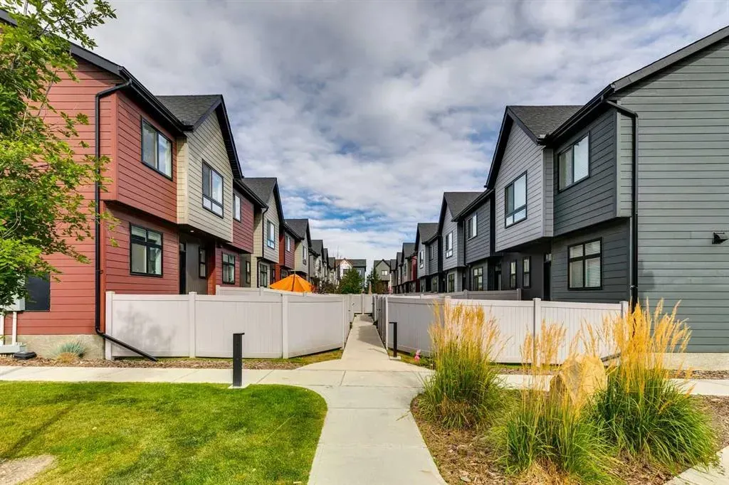 805 Sage Meadows Gardens NW