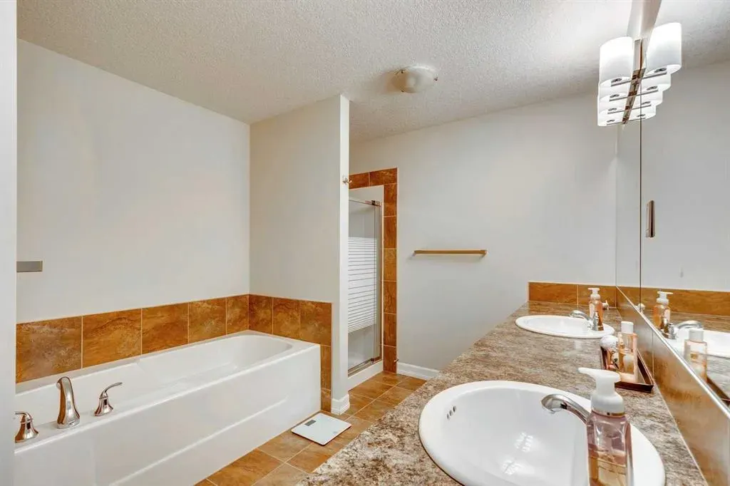 1729 34 Avenue SW, #6