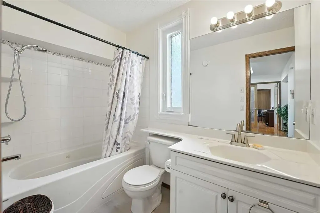 42 Citadel Crest Green NW
