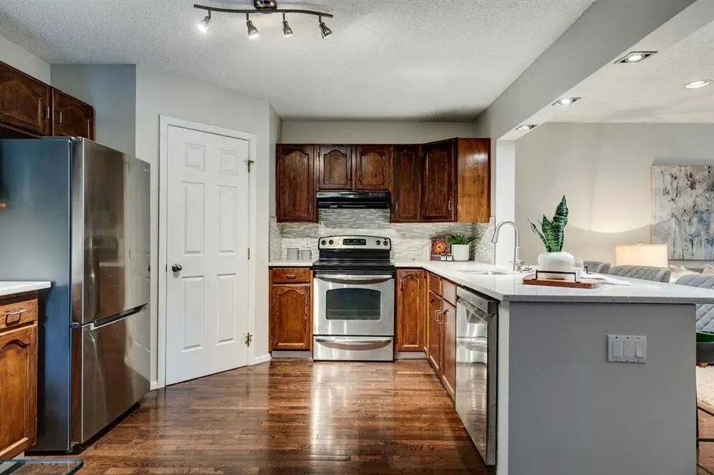 1914 25 Street SW, #2