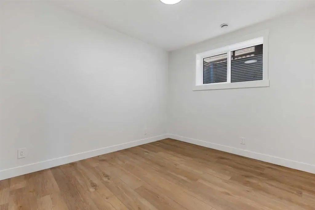 2713 Cochrane Road NW