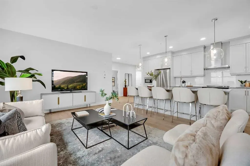 8355 19 Avenue SW, #306