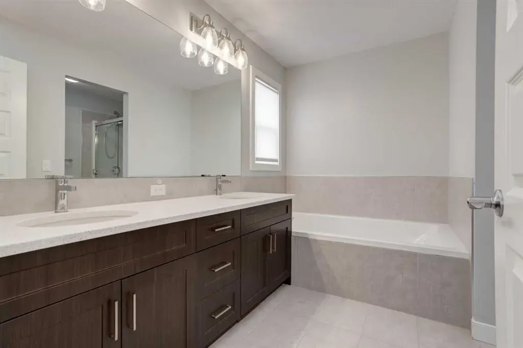 30 Nolanhurst Gardens NW