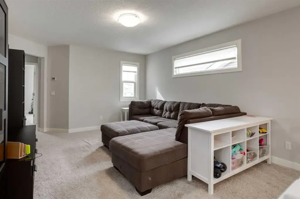30 Nolanhurst Gardens NW