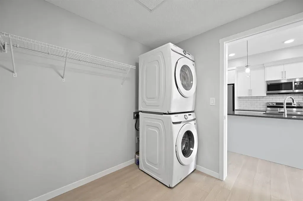 40 carrington Plaza NW, #209