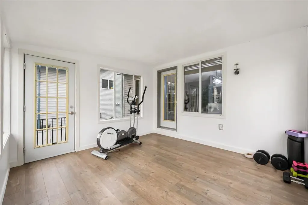 10 Big Springs Hill SE