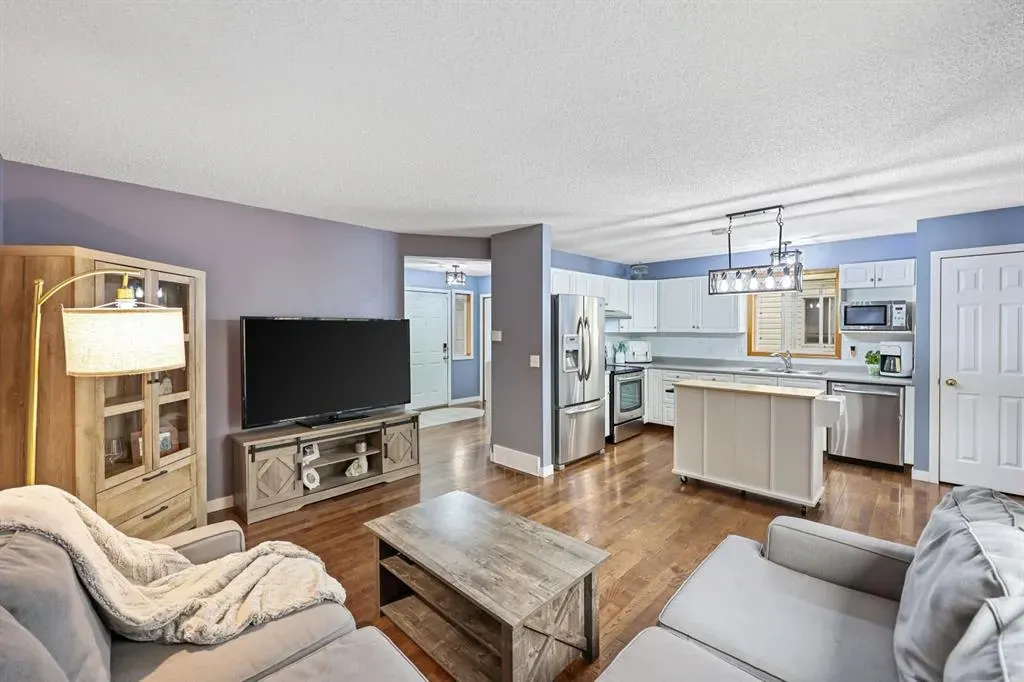 10 Big Springs Hill SE