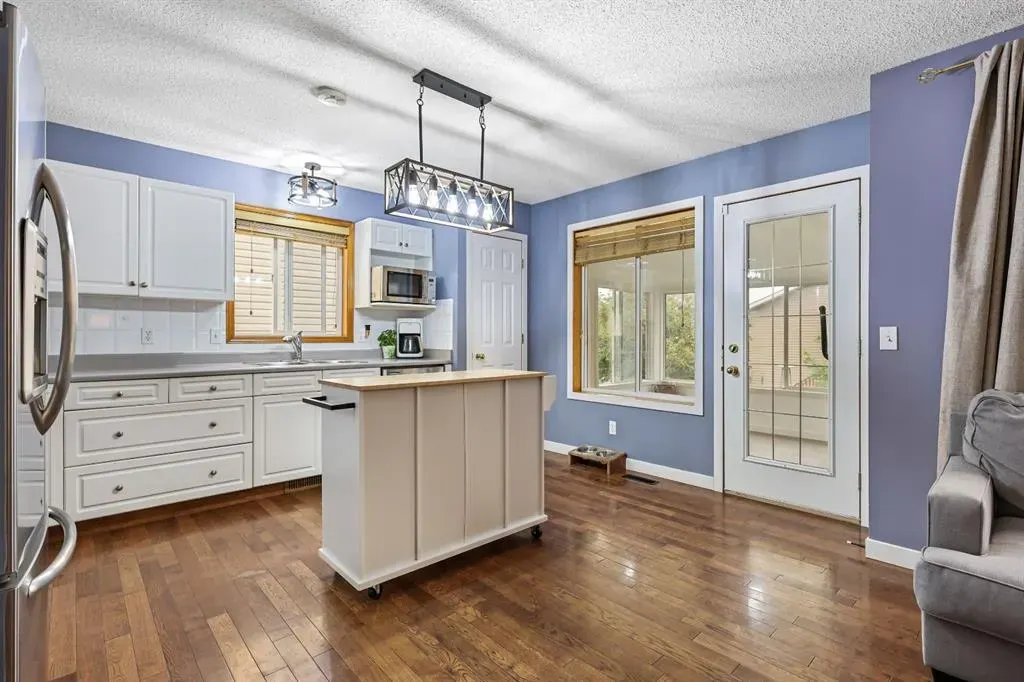 10 Big Springs Hill SE
