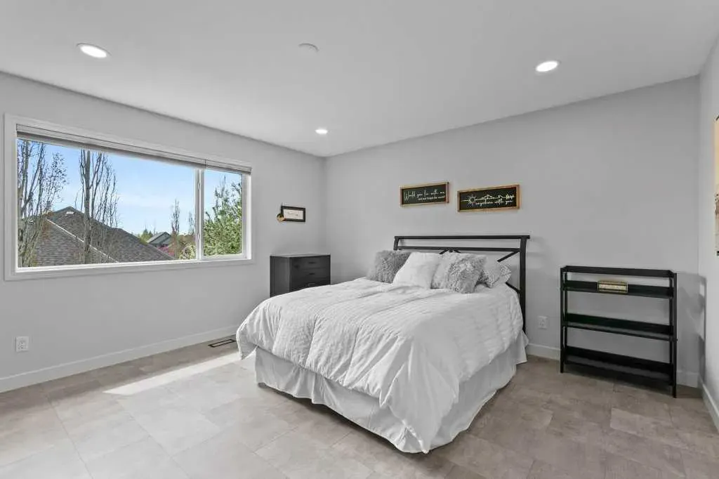 23 Cranleigh Close SE
