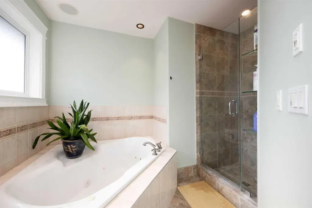 340 Fireweed Crescent