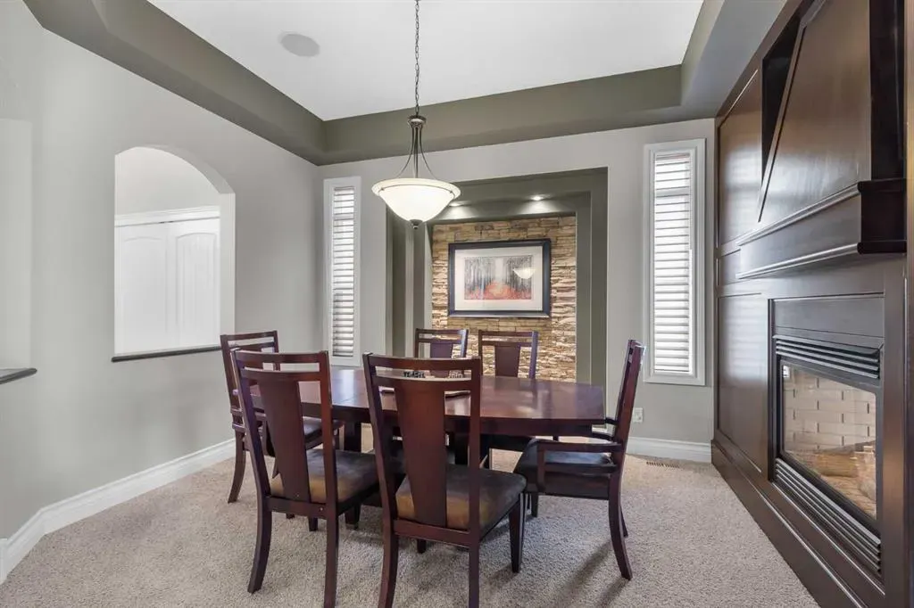 14 Prairie Springs Cove SW
