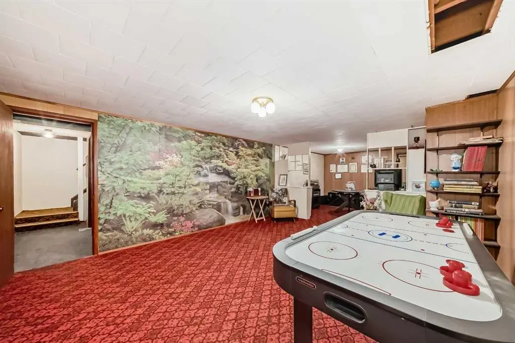 51 Ferncliff Crescent SE