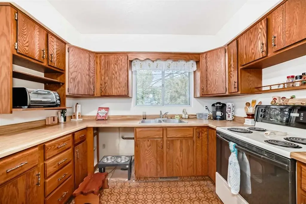 51 Ferncliff Crescent SE