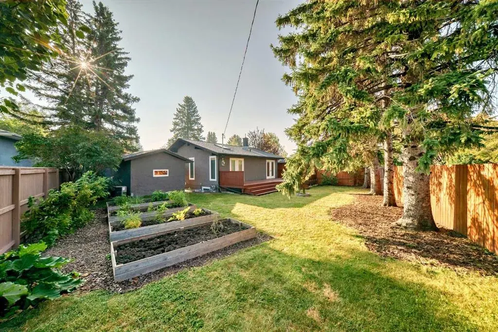 51 Holden Road SW