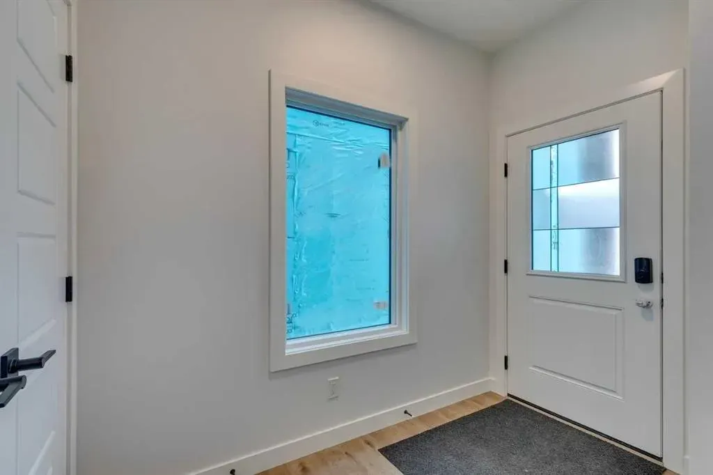 104 Amblefield Grove NW