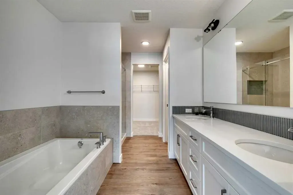 199 Sora Terrace SE