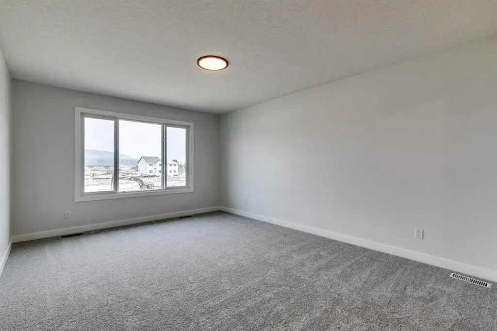 199 Sora Terrace SE