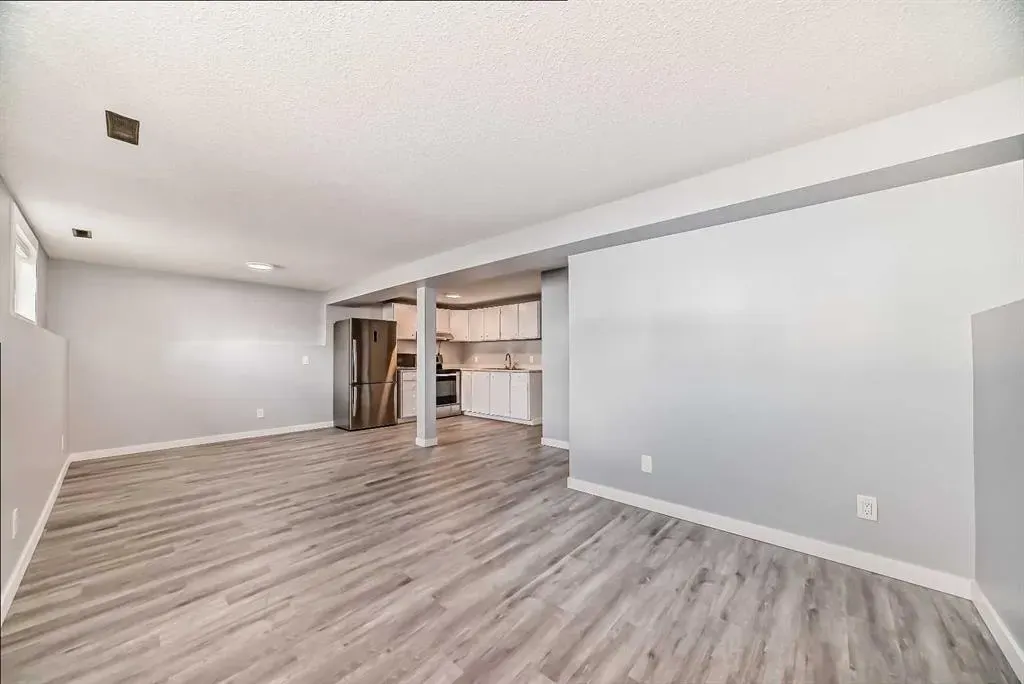 128 Castlebrook Rise