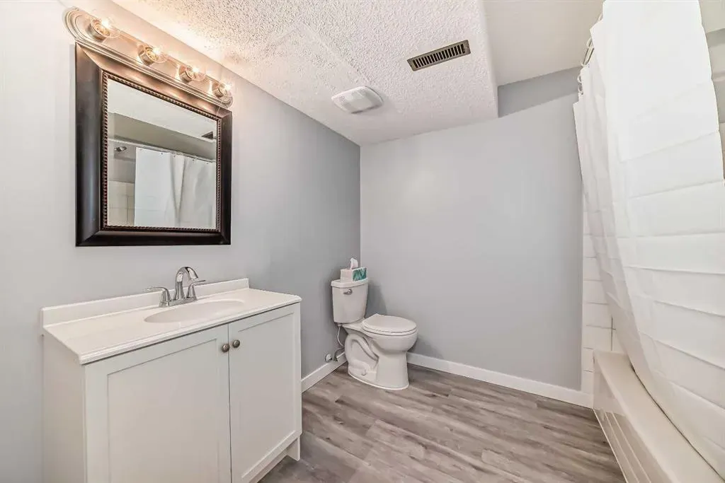 128 Castlebrook Rise