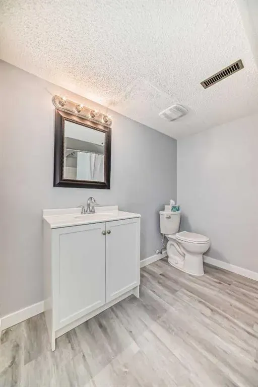128 Castlebrook Rise
