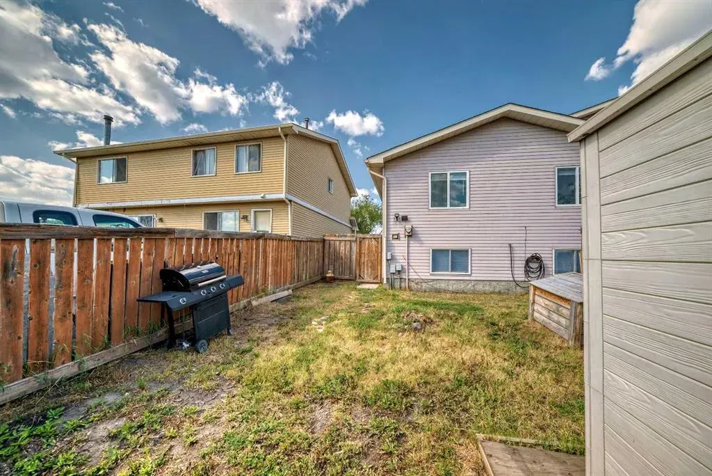 128 Castlebrook Rise