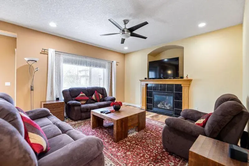 115 Kincora View NW