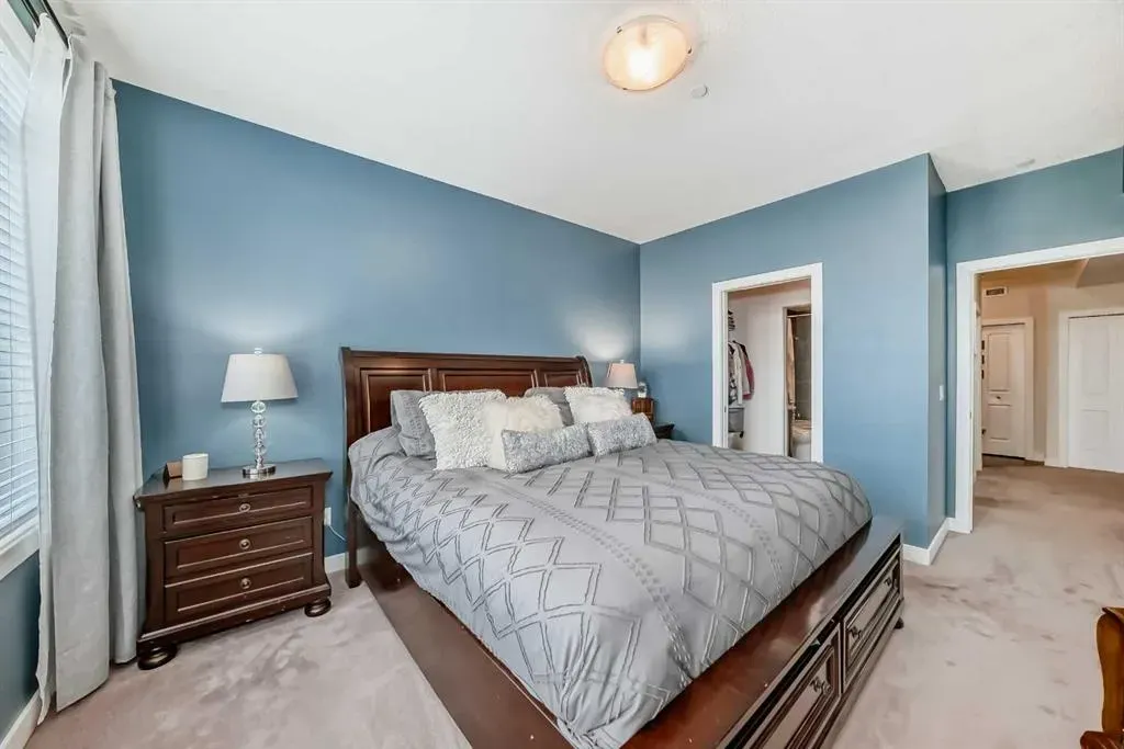 1005A Westmount Drive, #105