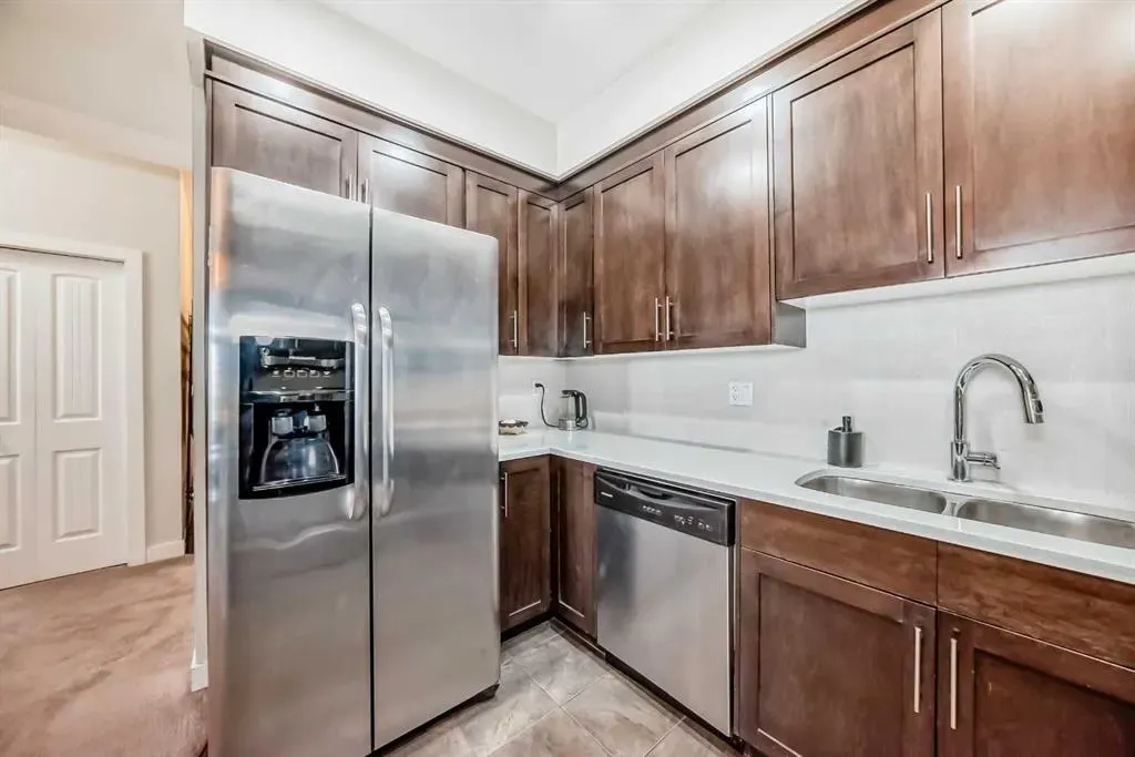 1005A Westmount Drive, #105