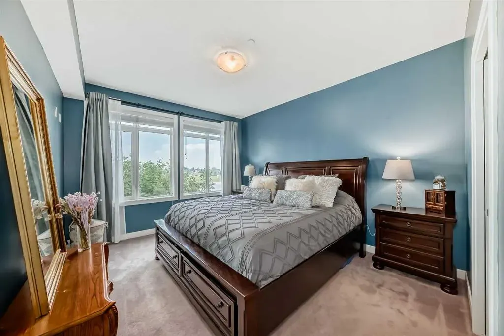 1005A Westmount Drive, #105