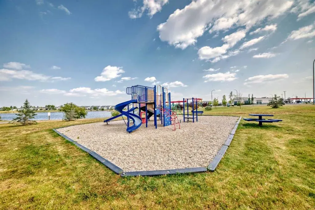 1005A Westmount Drive, #105