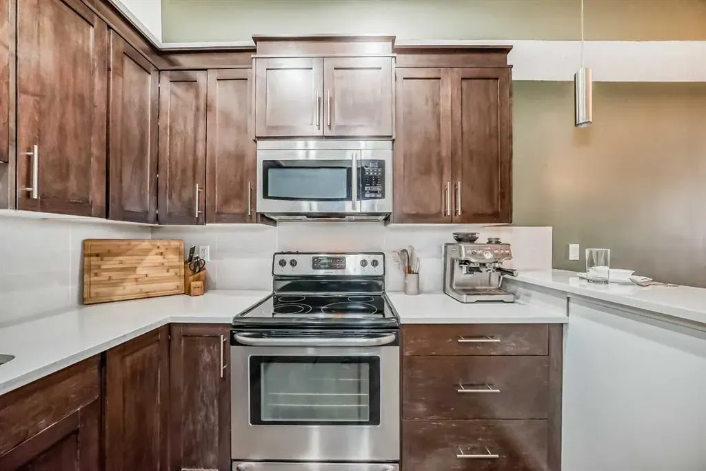 1005A Westmount Drive, #105