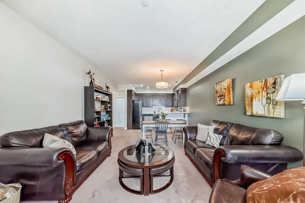 1005A Westmount Drive, #105