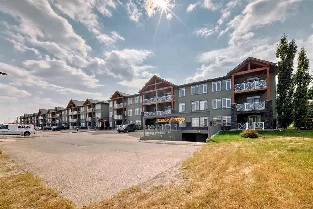 1005A Westmount Drive, #105