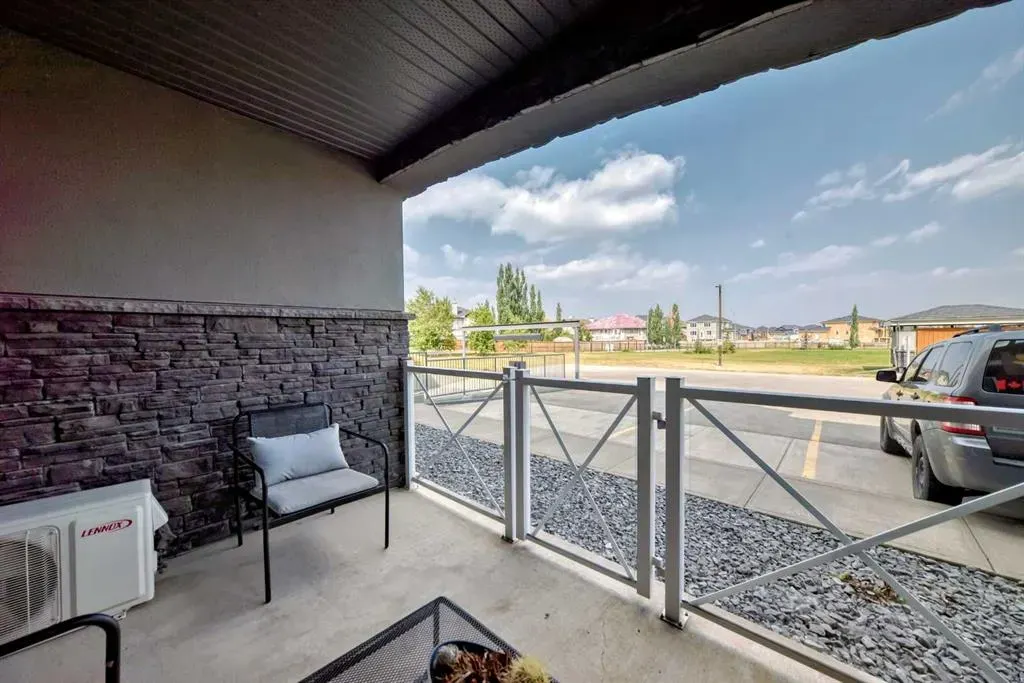 1005A Westmount Drive, #105