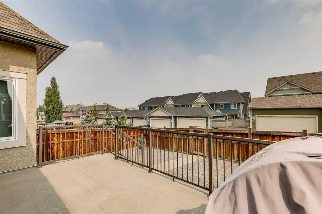318 Mahogany Manor SE