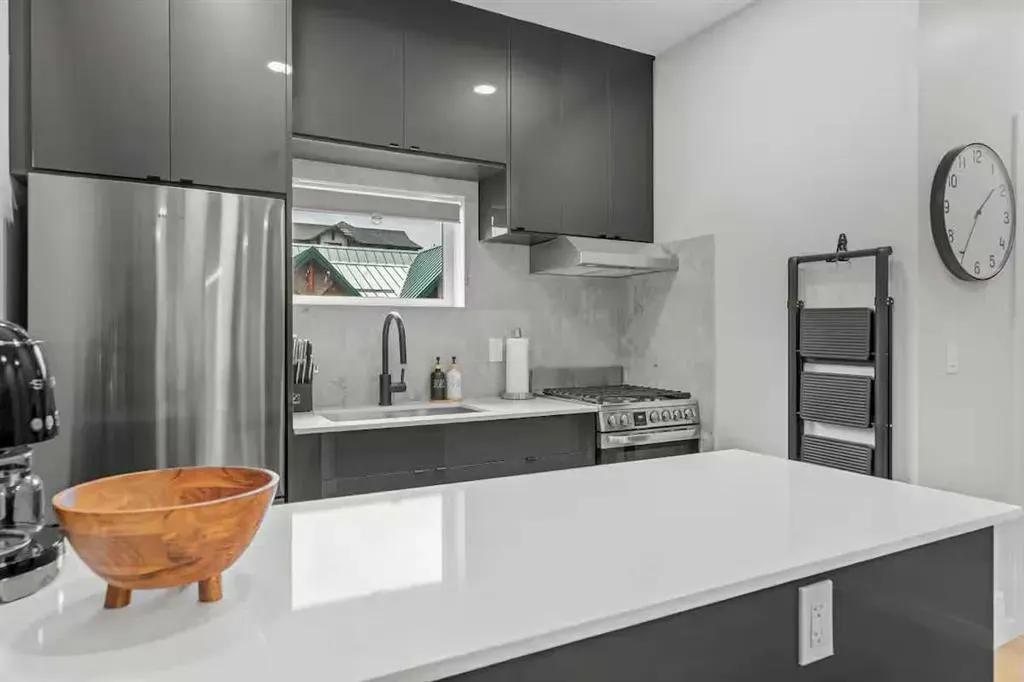 506 Bow Valley Trail, #4