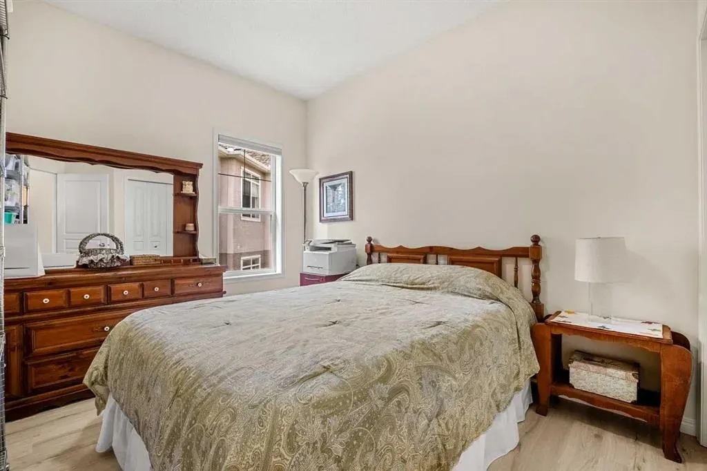 33 Parkridge View SE