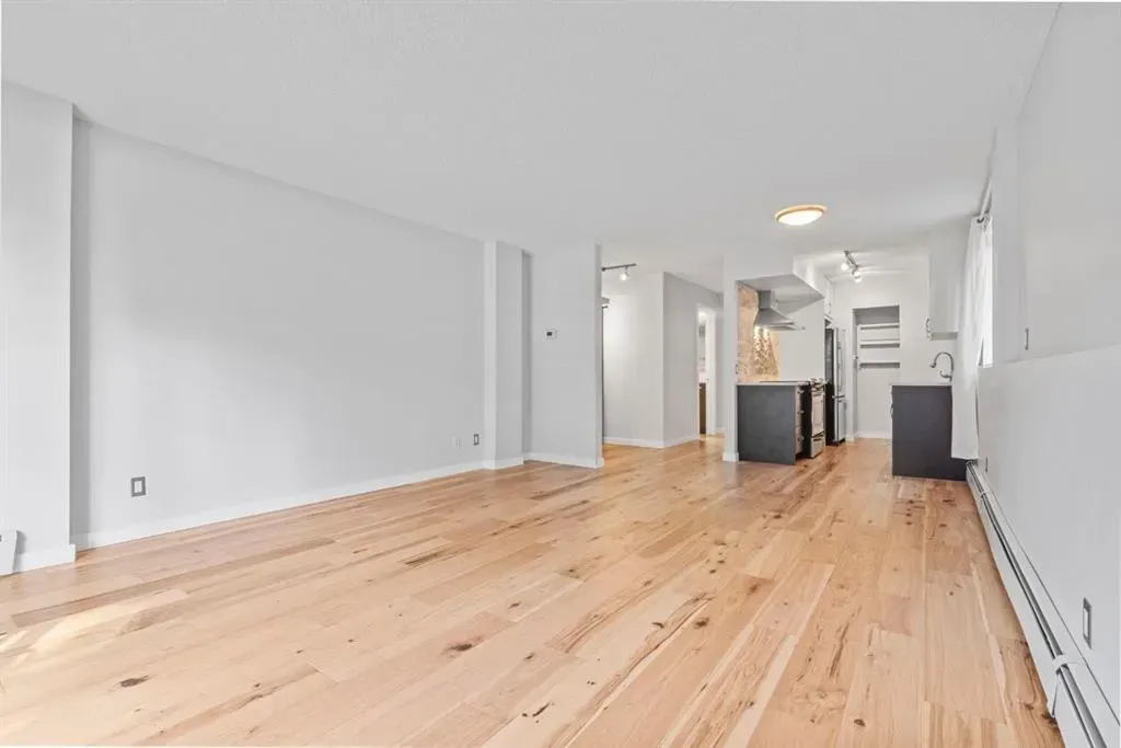 120 24 Avenue SW, #101