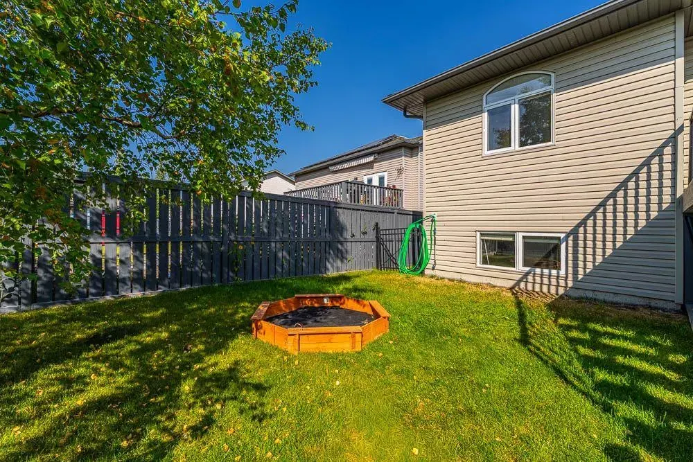 1015 Carriage Lane Drive
