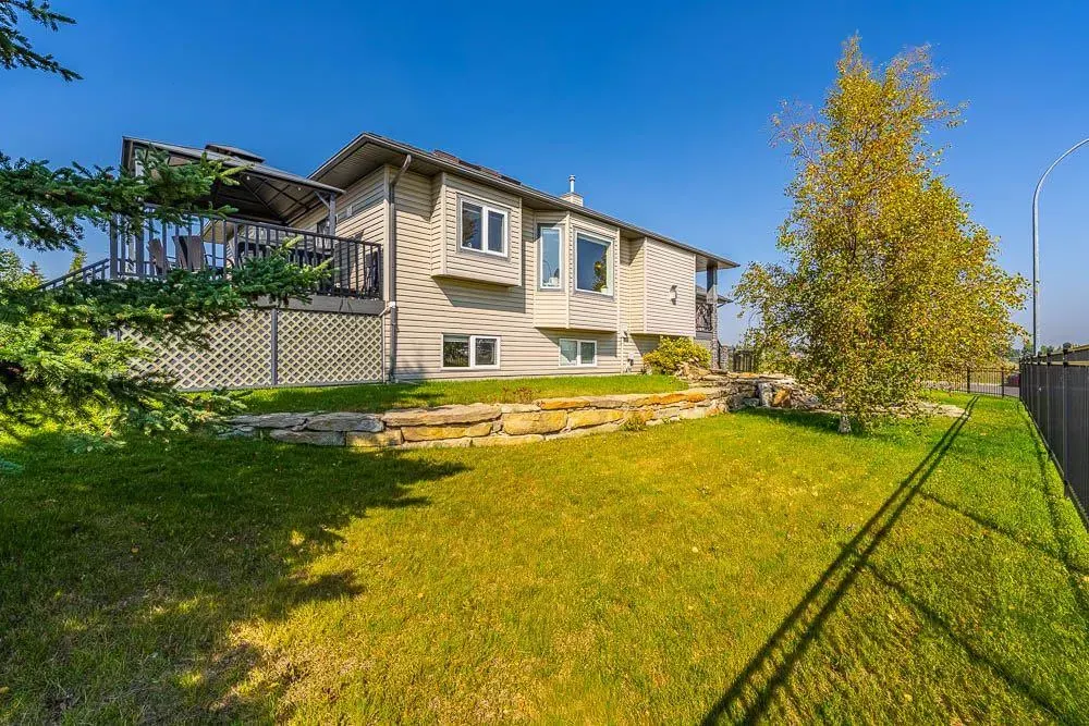 1015 Carriage Lane Drive