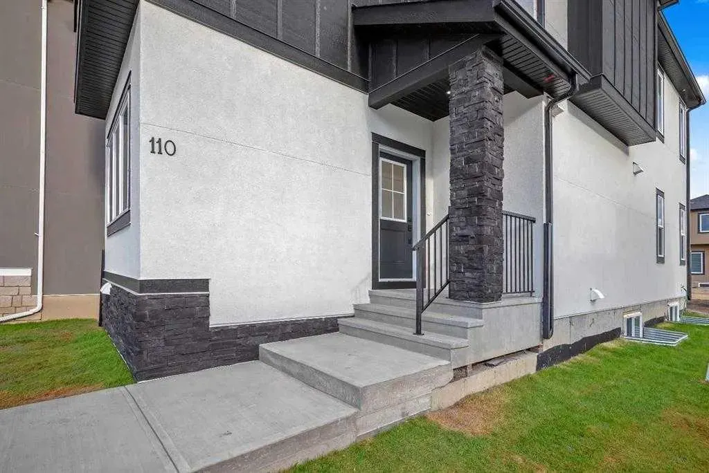110 Saddlepeace Crescent NE
