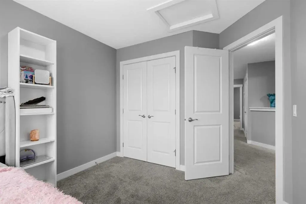 314 Evanston Way NW
