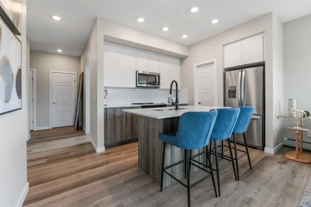 1605 17 Street SE, #302